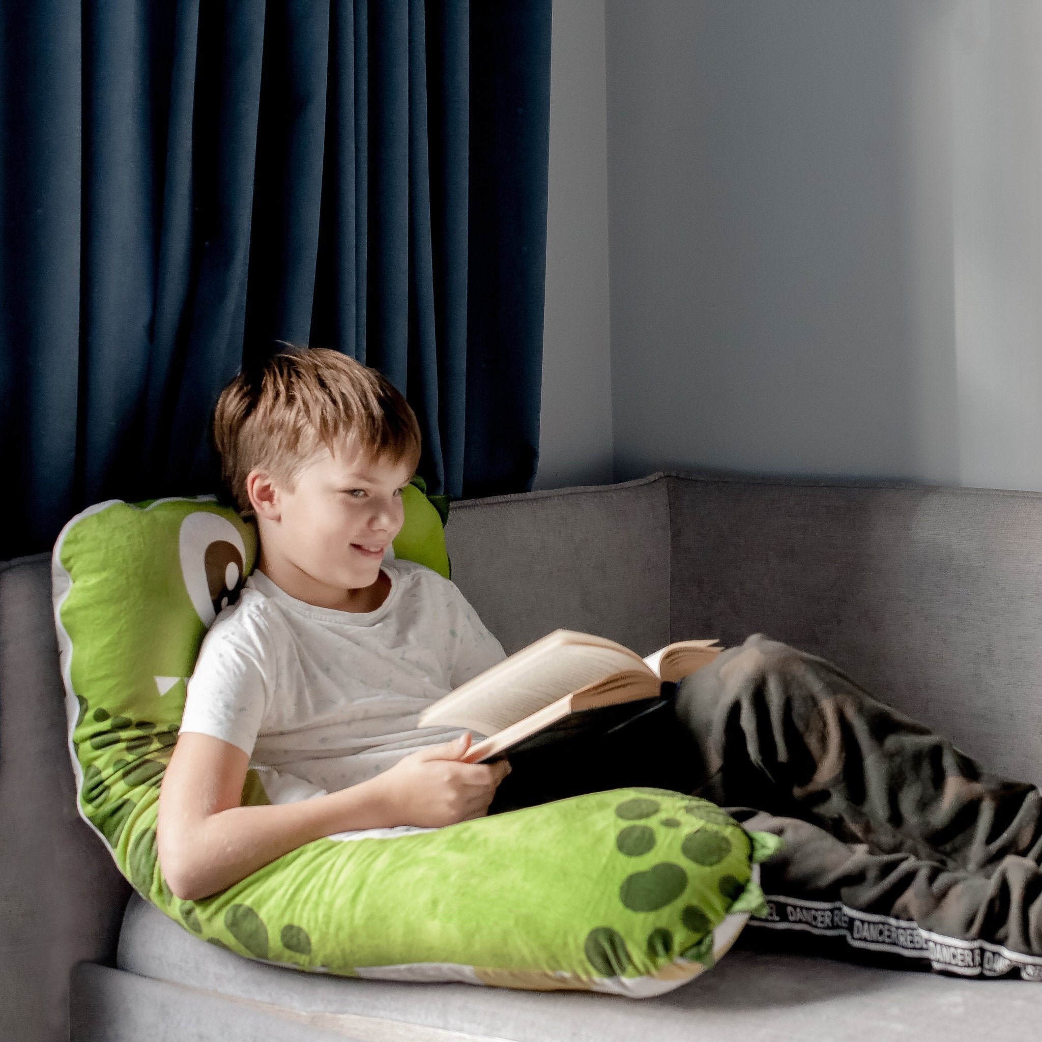 Zacht dino kinderkussen voor een comfortabele slaap 